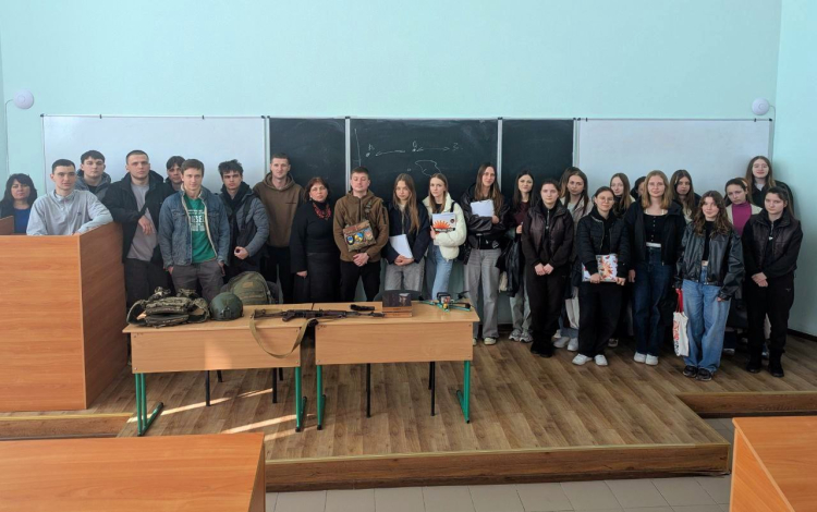 До Дня добровольця студенти зустрілися з захисниками України!